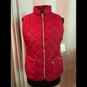 *NWT* St Johns Bay Women Quilted Vest Small Red